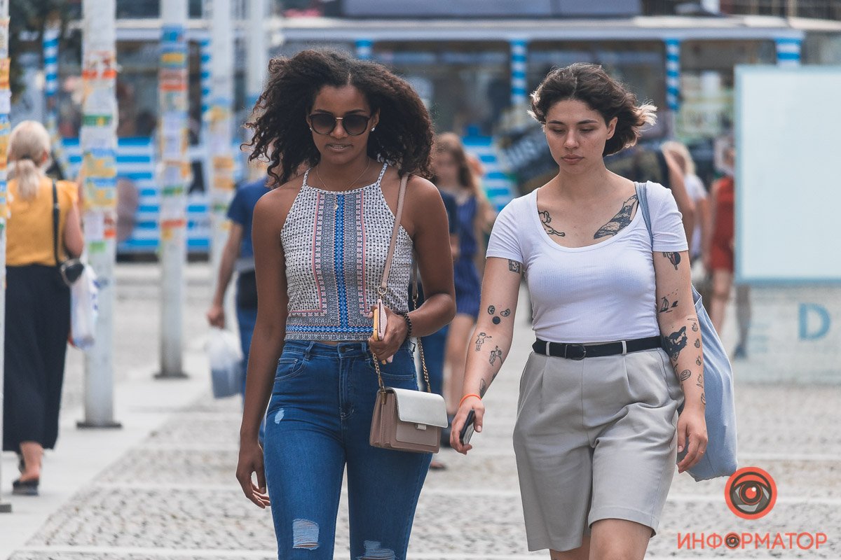 Днепр в лицах: как жители города проводят жаркие выходные 29