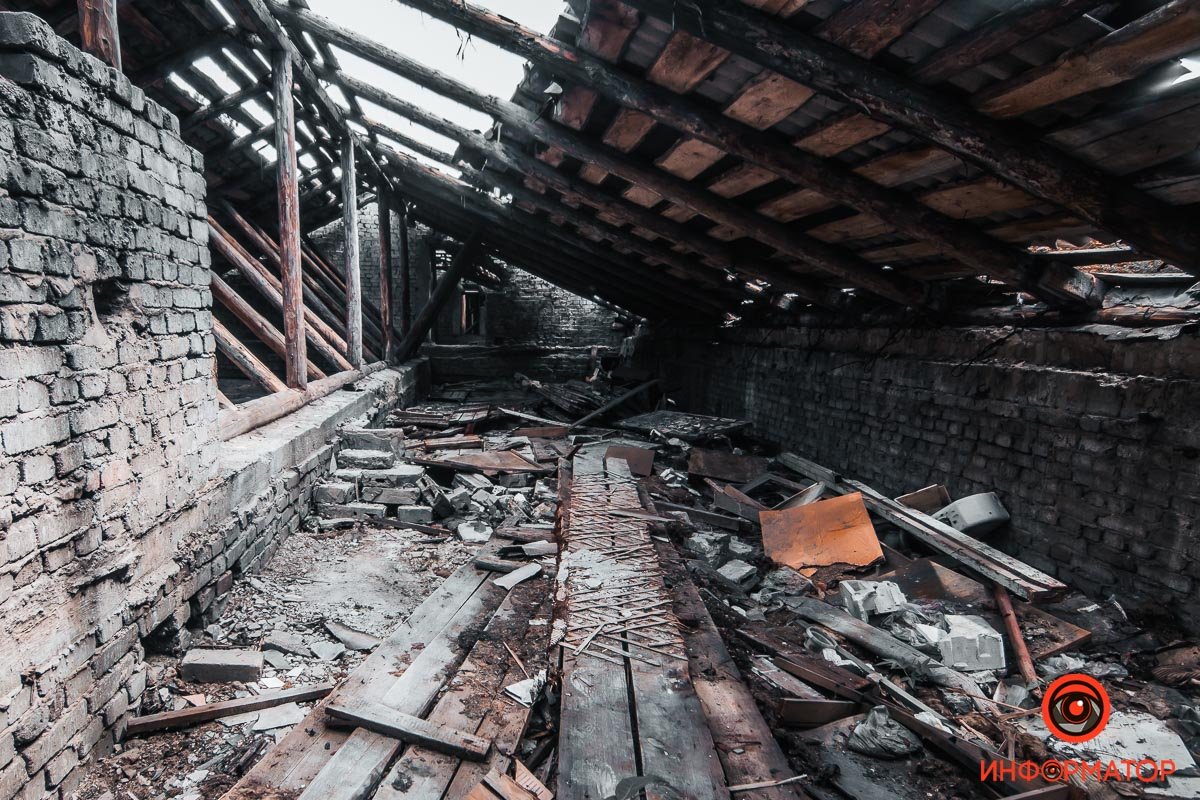 Зданию чуть меньше 100 лет Зданию чуть меньше 100 лет