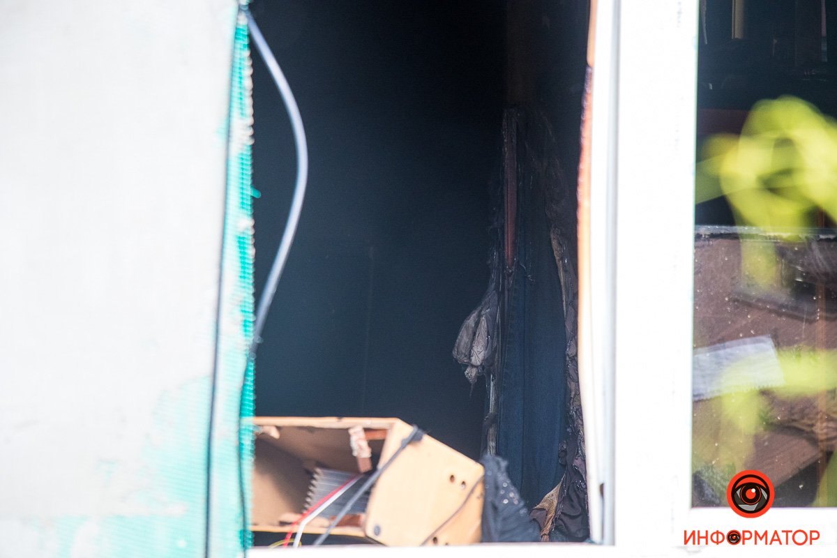 В Днепре на Караваева горела квартира: погиб мужчина 3