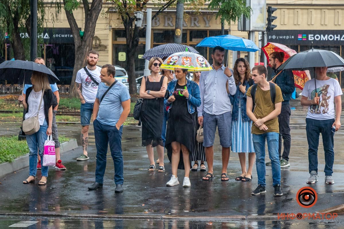 Больше ярких зонтов Больше ярких зонтов