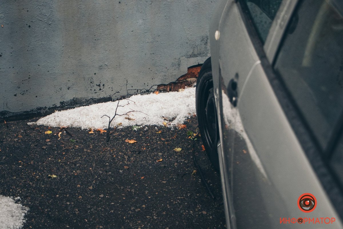 Затопленные машины с людьми, поваленные деревья, парализованное движение: последствия бури в Днепре 7
