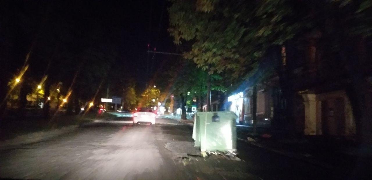 Затопленные машины с людьми, поваленные деревья, парализованное движение: последствия бури в Днепре 27