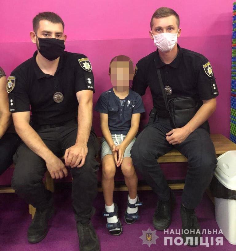 Мальчика оперативно разыскали полицейские