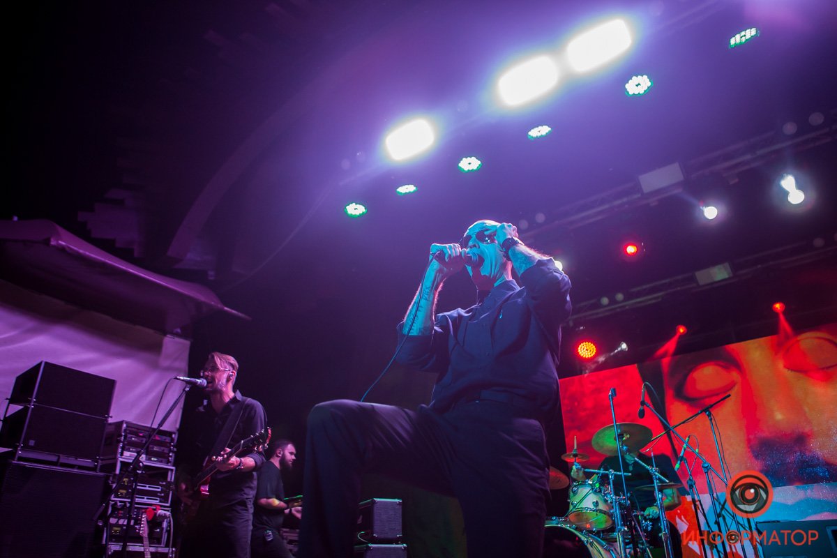 Поближе к людям