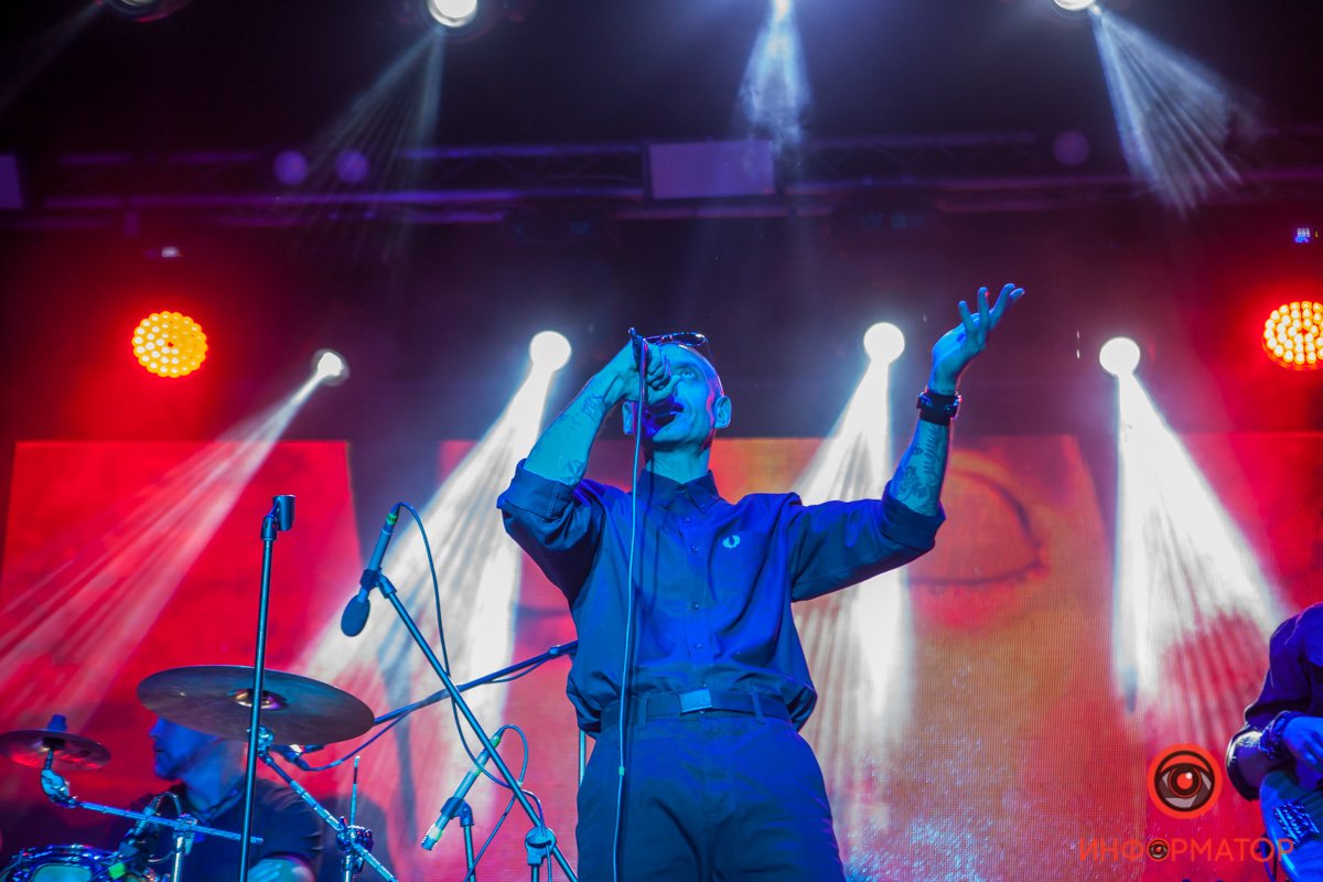 Стирая границы