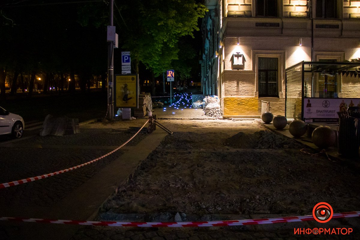 Преображение тротуара продолжается Преображение тротуара продолжается