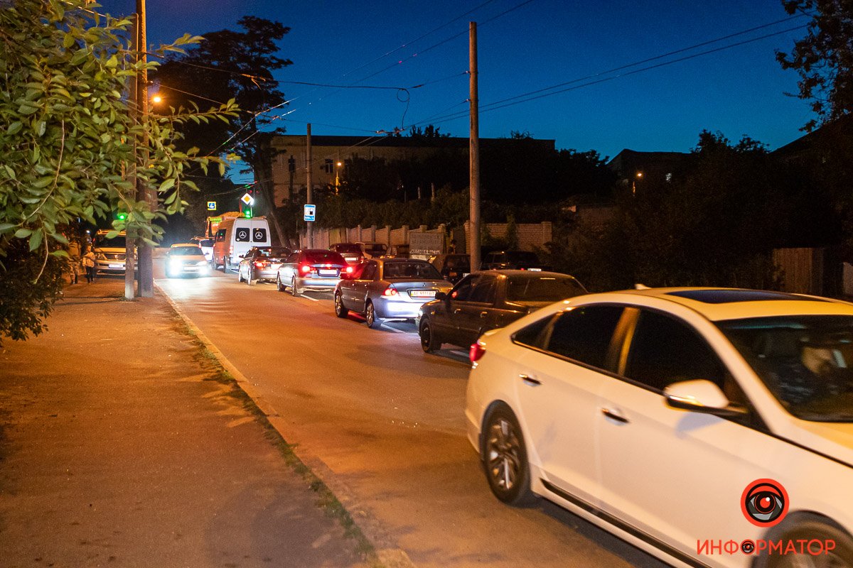 Объезд по полосе встречного движения Объезд по полосе встречного движения