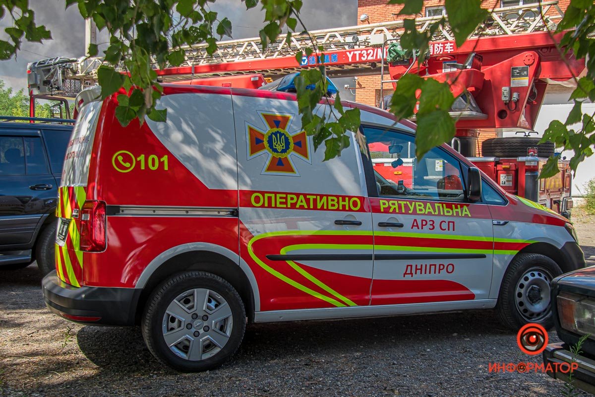 Задействовали сотрудников 1-ой, 2-ой, 19-ой и 25-ой пожарно-спасательных частей