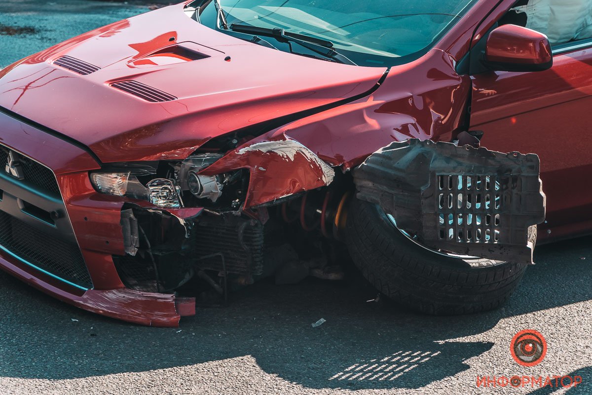 Повреждения Mitsubishi Повреждения Mitsubishi