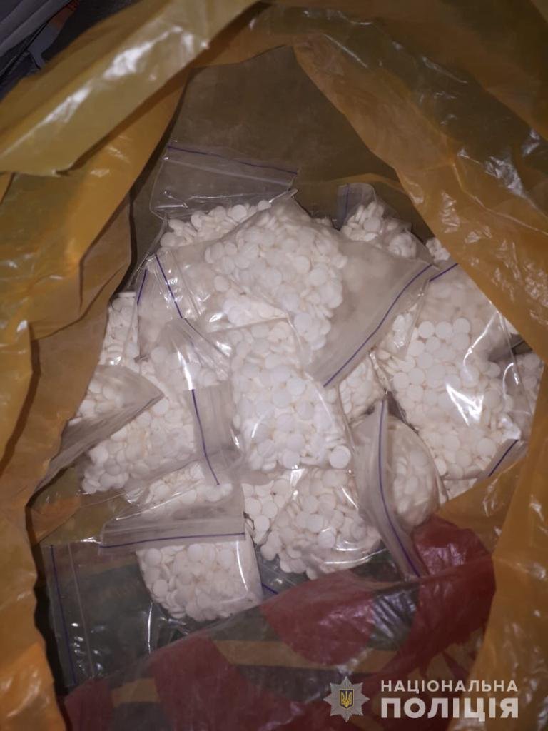 В Днепре мужчина поссорился с двумя знакомыми и получил пулю в ногу 1