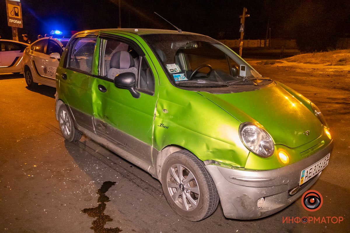 Удар пришелся в бок авто Удар пришелся в бок авто