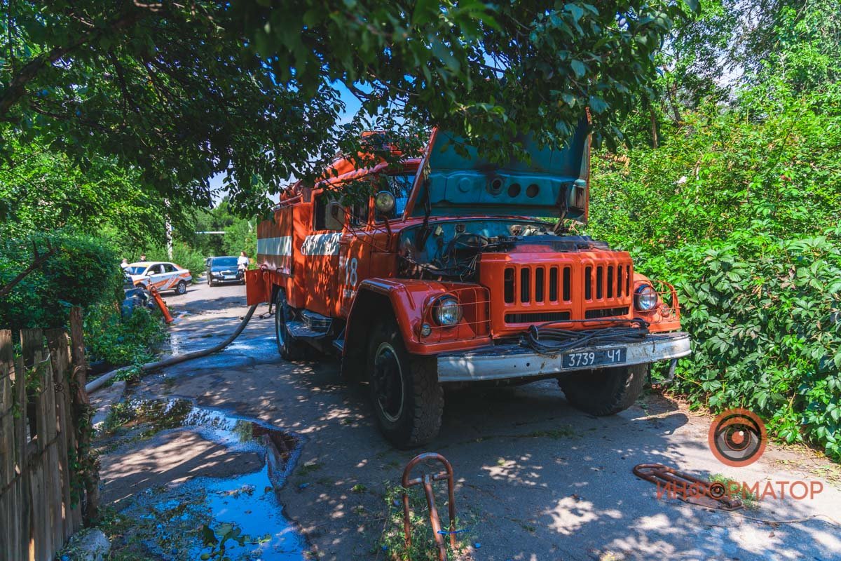 На месте работали 8 человек личного состава и две единицы техники На месте работали 8 человек личного состава и две единицы техники