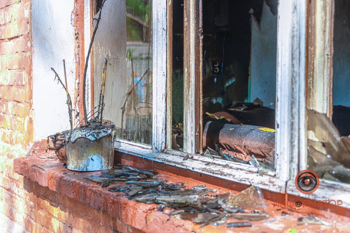 Общая площадь пожара - 15 квадратных метров Общая площадь пожара - 15 квадратных метров