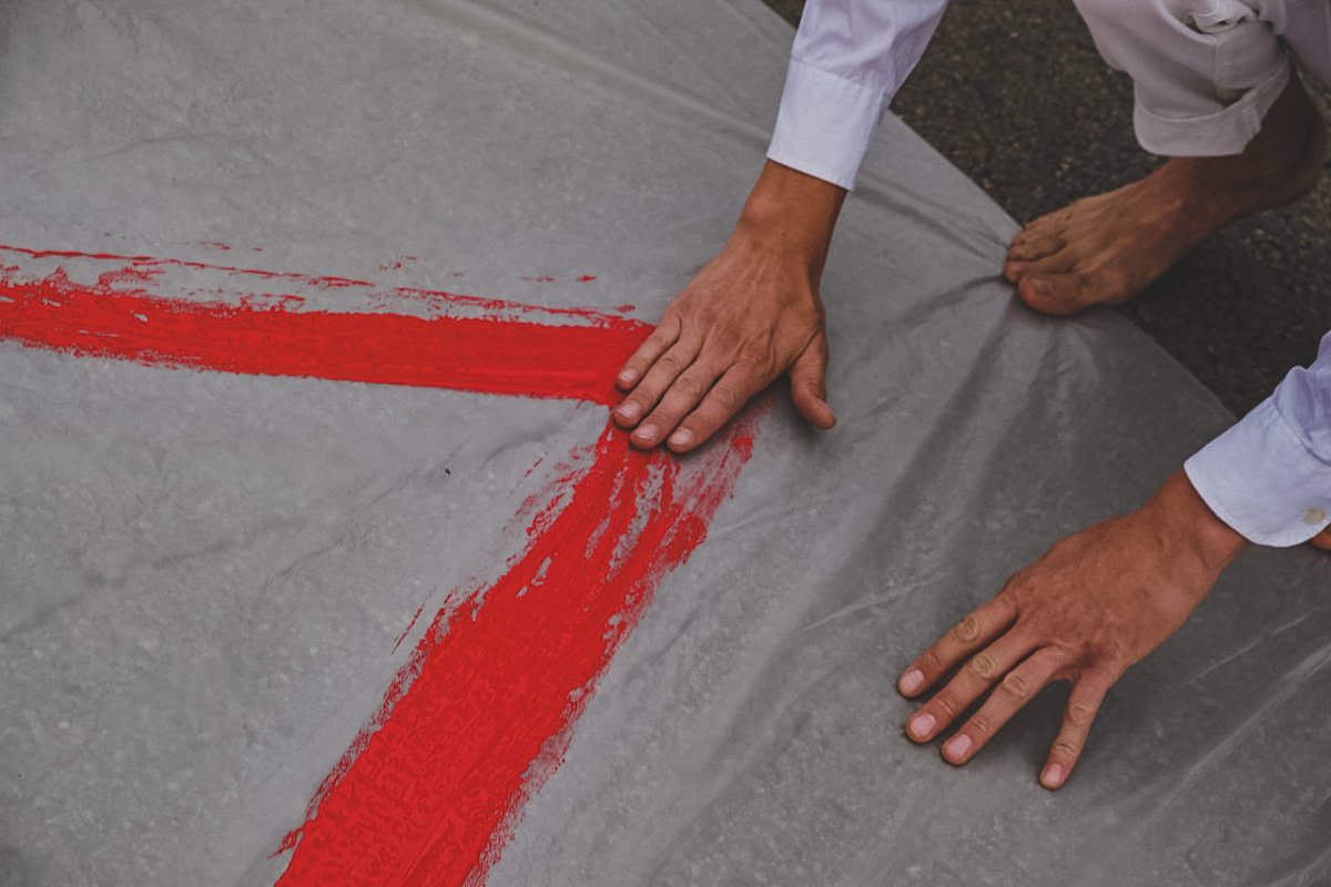 Красный цвет на флаге получил совсем иное значение