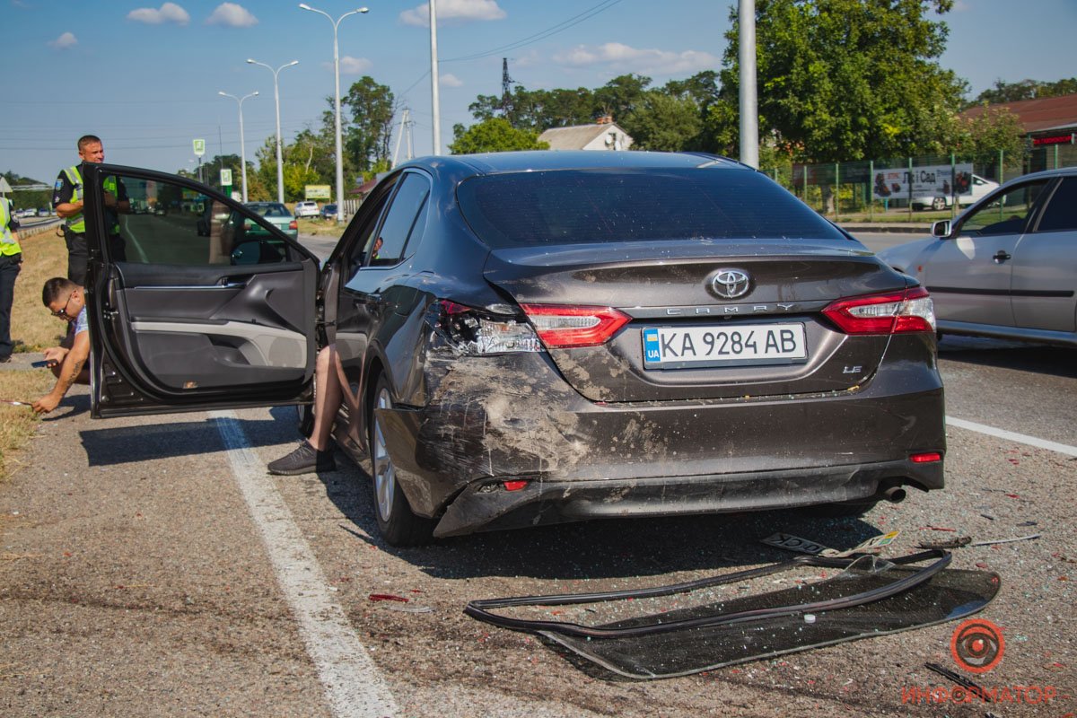 Помимо BMW, ВАЗ зацепил и Toyota Помимо BMW, ВАЗ зацепил и Toyota
