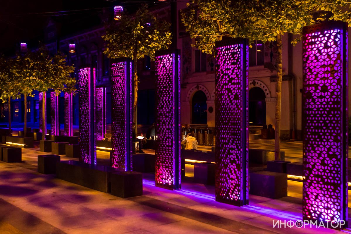 Арт-объекты дополняют завораживающий вид Арт-объекты дополняют завораживающий вид