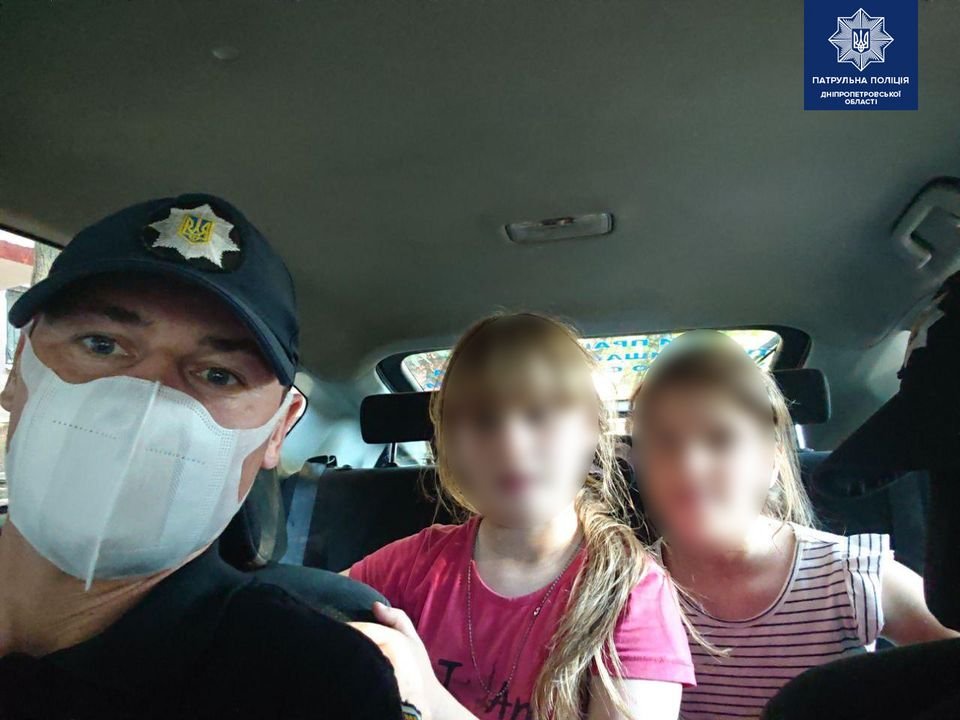 В Днепре две маленькие девочки пошли гулять по Запорожскому шоссе и потерялись 1
