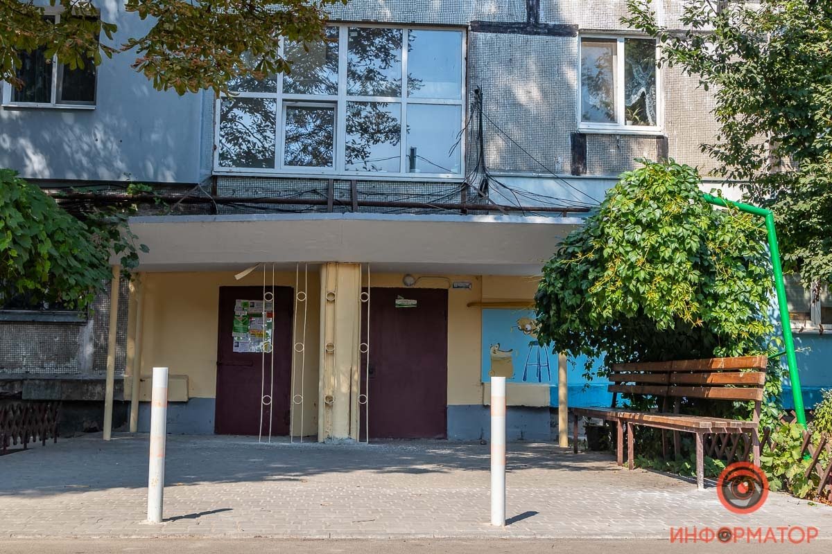 Выборы в Днепре: Евгений Кривошеев и чудо на 12 квартале 8