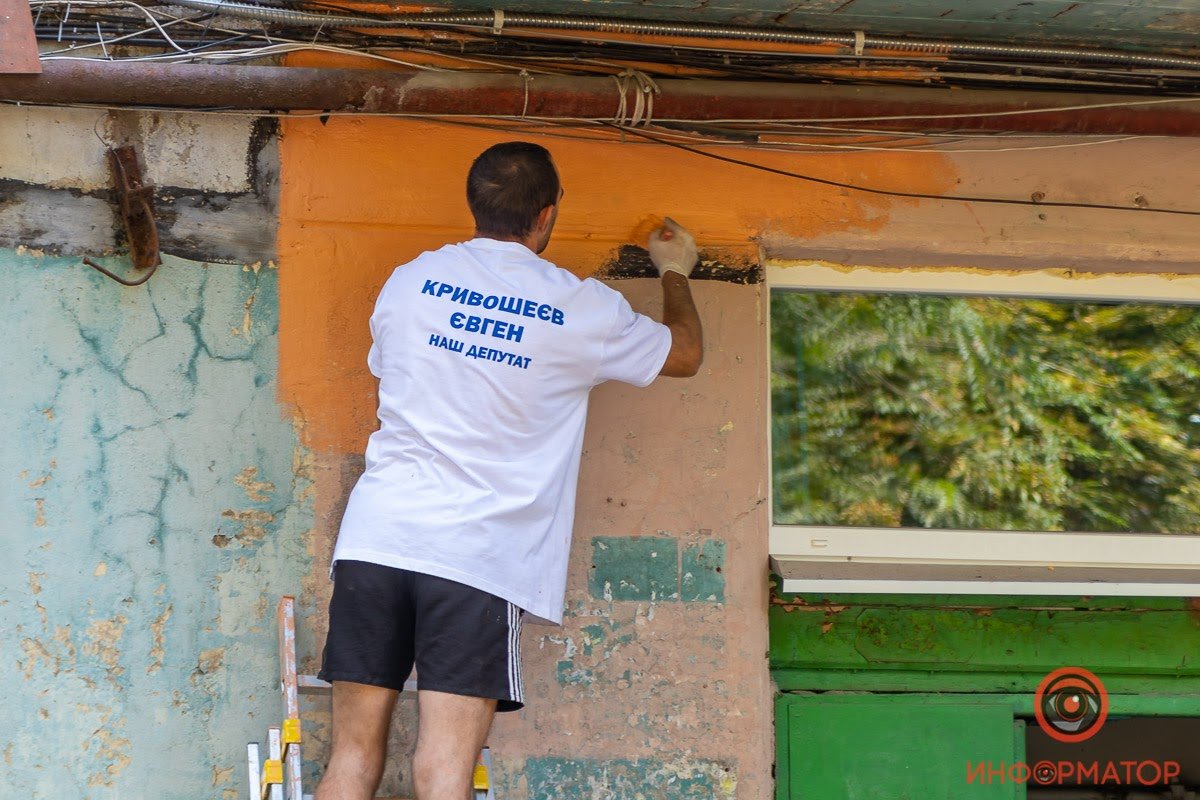 Выборы в Днепре: Евгений Кривошеев и чудо на 12 квартале 10