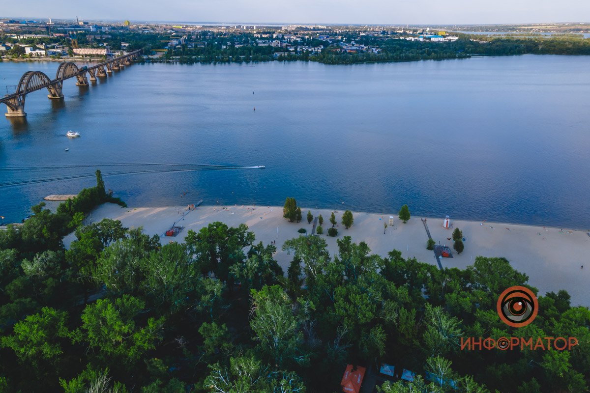 Рассекать гладь воды на лодке