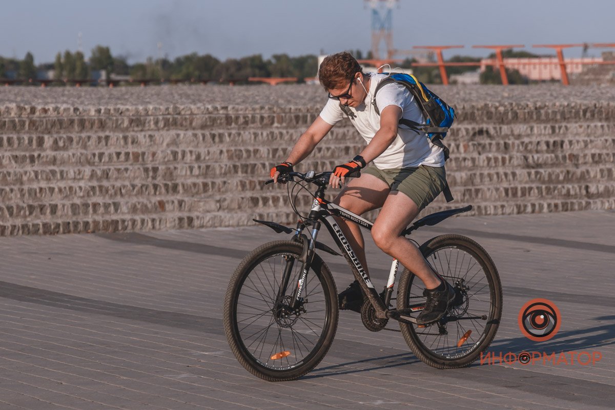 Путешествовать на велосипеде