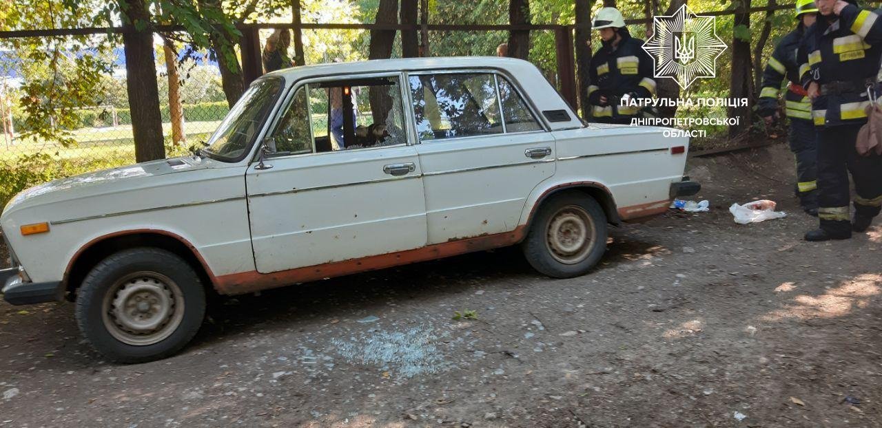 Помимо полиции, к месту направили бригаду службы спасения Помимо полиции, к месту направили бригаду службы спасения