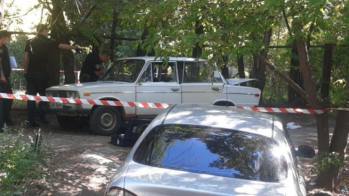 Сейчас на месте работают следователи, территория ограждена Сейчас на месте работают следователи, территория ограждена