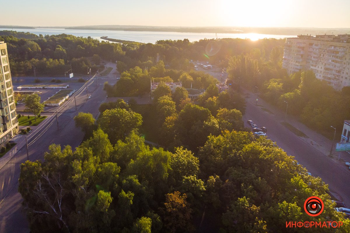 Любите родной город, и он ответит взаимностью Любите родной город, и он ответит взаимностью