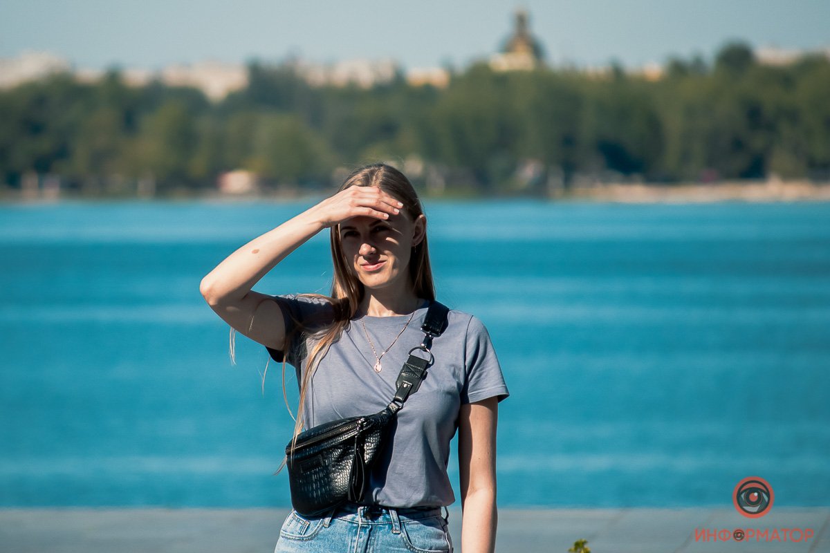 Не закрывайтесь от солнышка... Еще чуть-чуть и вы будете скучать по его теплым лучикам