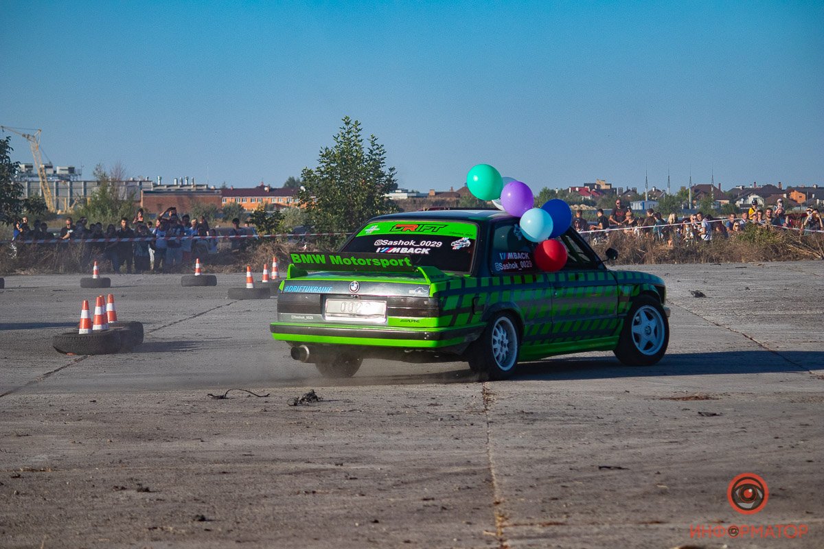 Праздничное дрифт-шоу Праздничное дрифт-шоу