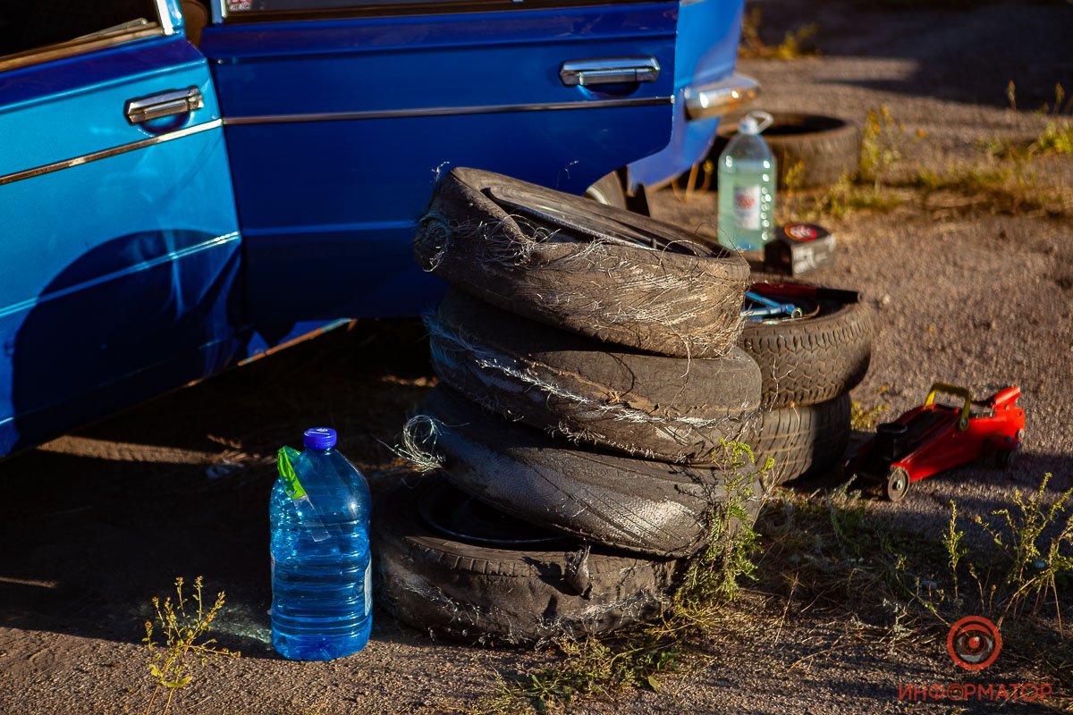 Примерно так резина выглядит после пары кругов Примерно так резина выглядит после пары кругов