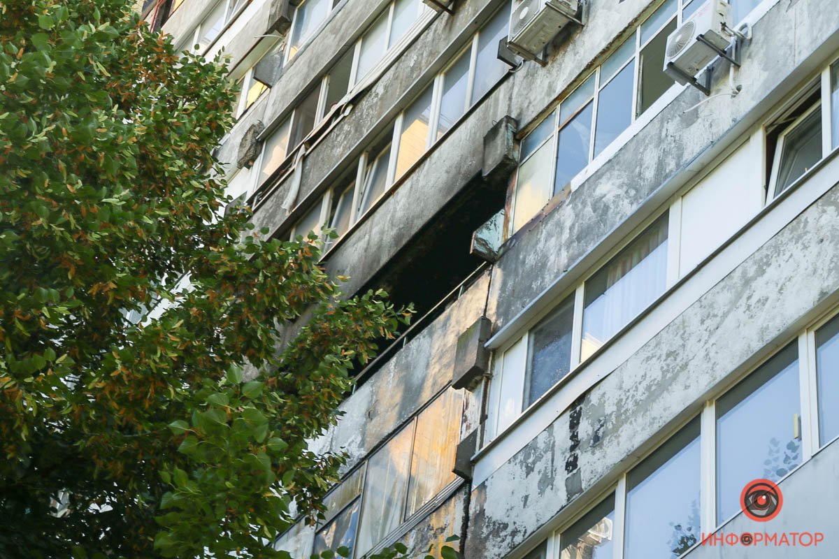 В Днепре на Кедрина горела квартира: пострадала женщина 4