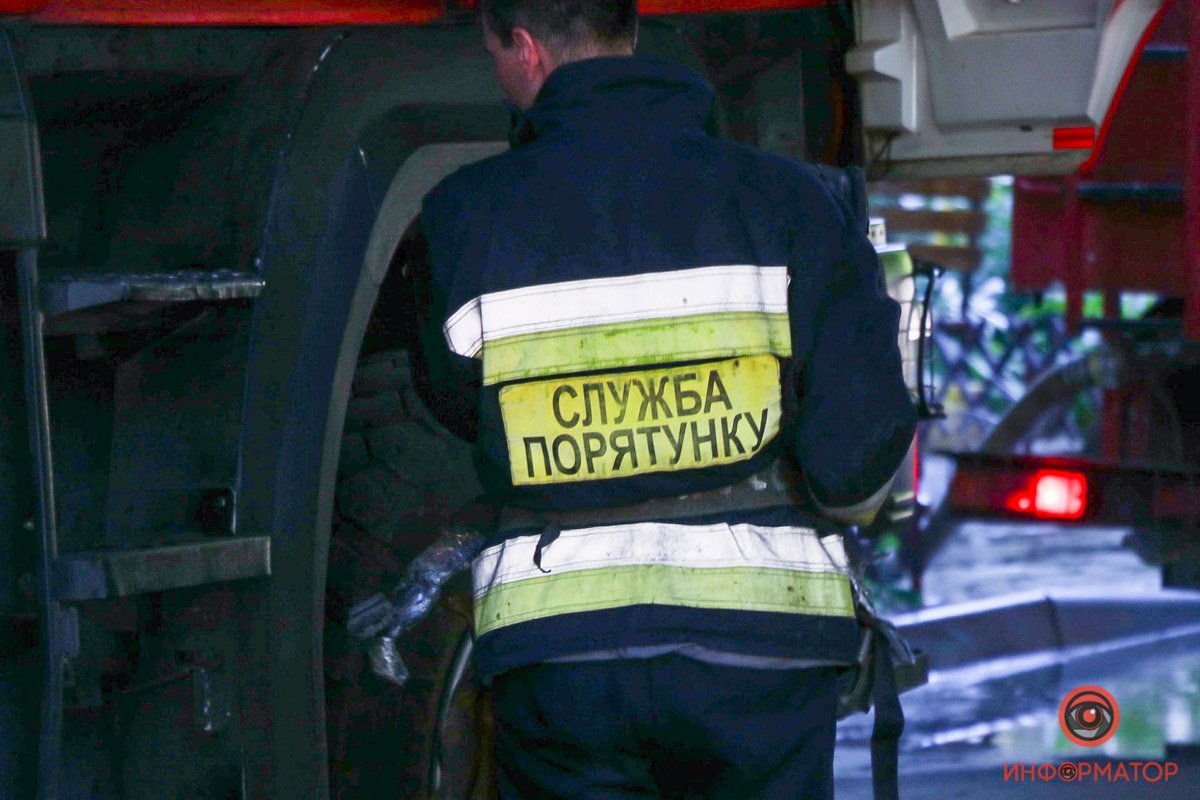 В Днепре на Кедрина горела квартира: пострадала женщина 6