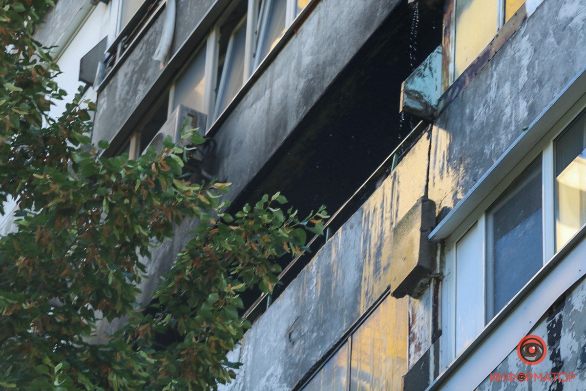 В Днепре на Кедрина горела квартира: пострадала женщина 9