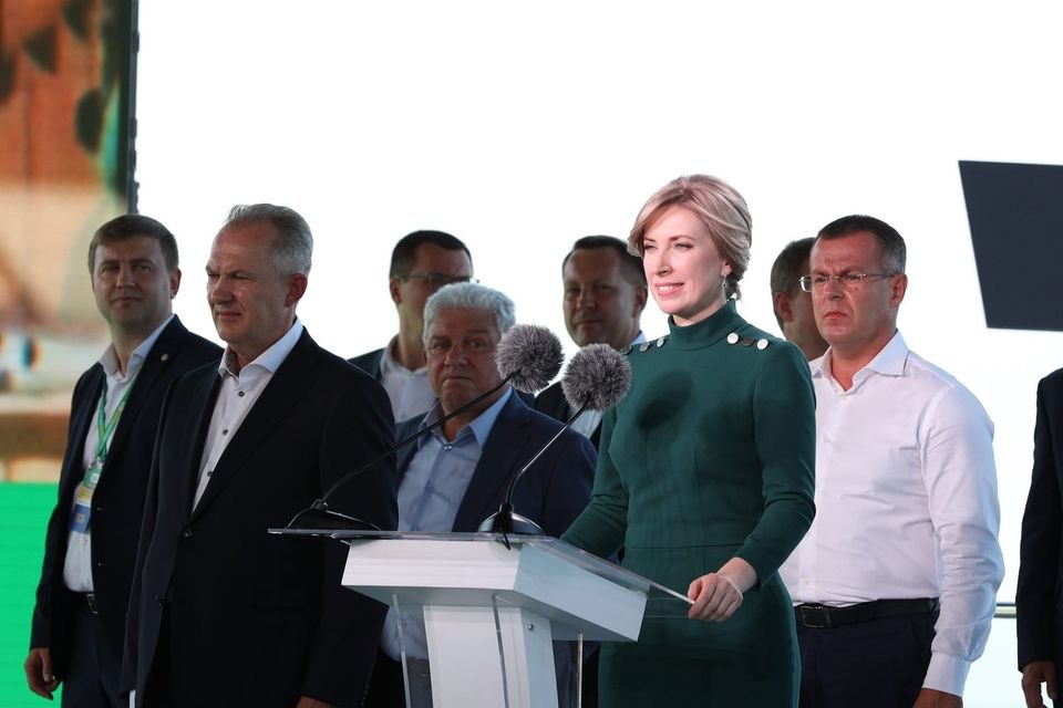 Дама-мэр Ирина Верещук Дама-мэр Ирина Верещук