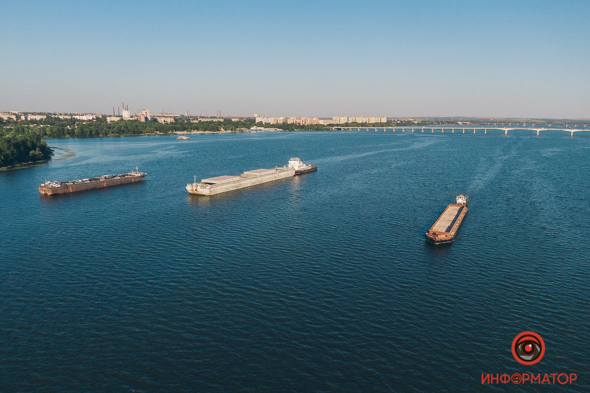 Интересно, о чем они разговаривают Интересно, о чем они разговаривают