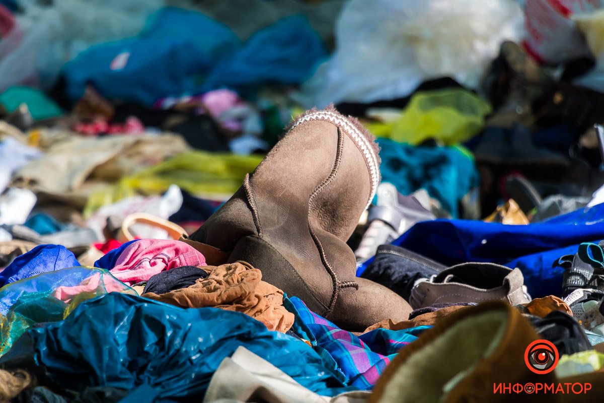 Изношенный текстиль будет разлагаться долгое время Изношенный текстиль будет разлагаться долгое время