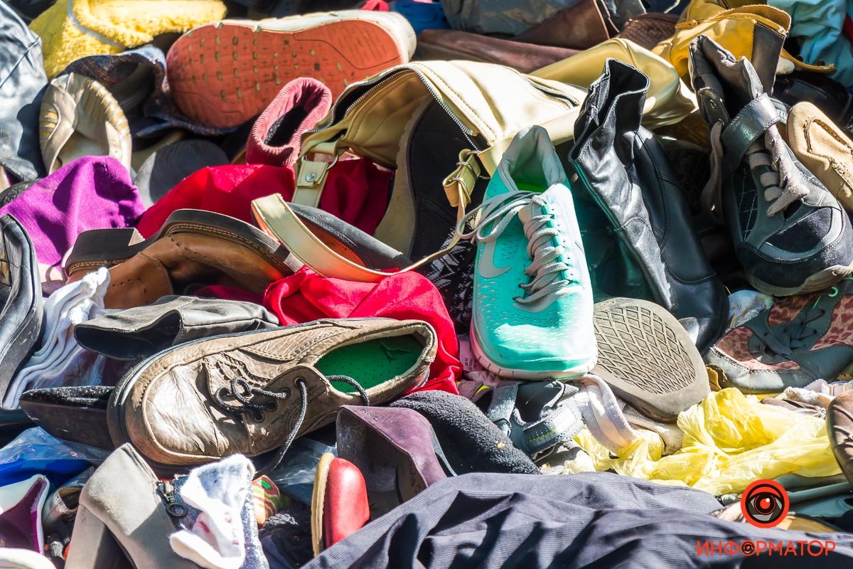 Многие считают, что товар можно было отдать на благотворительность или продать на рынке Многие считают, что товар можно было отдать на благотворительность или продать на рынке