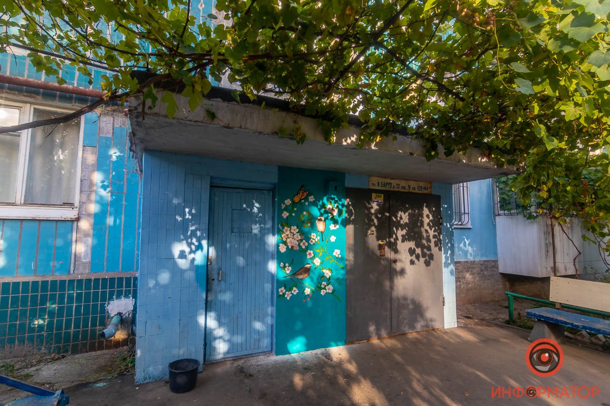 Сидеть на лавочке теперь еще приятнее Сидеть на лавочке теперь еще приятнее