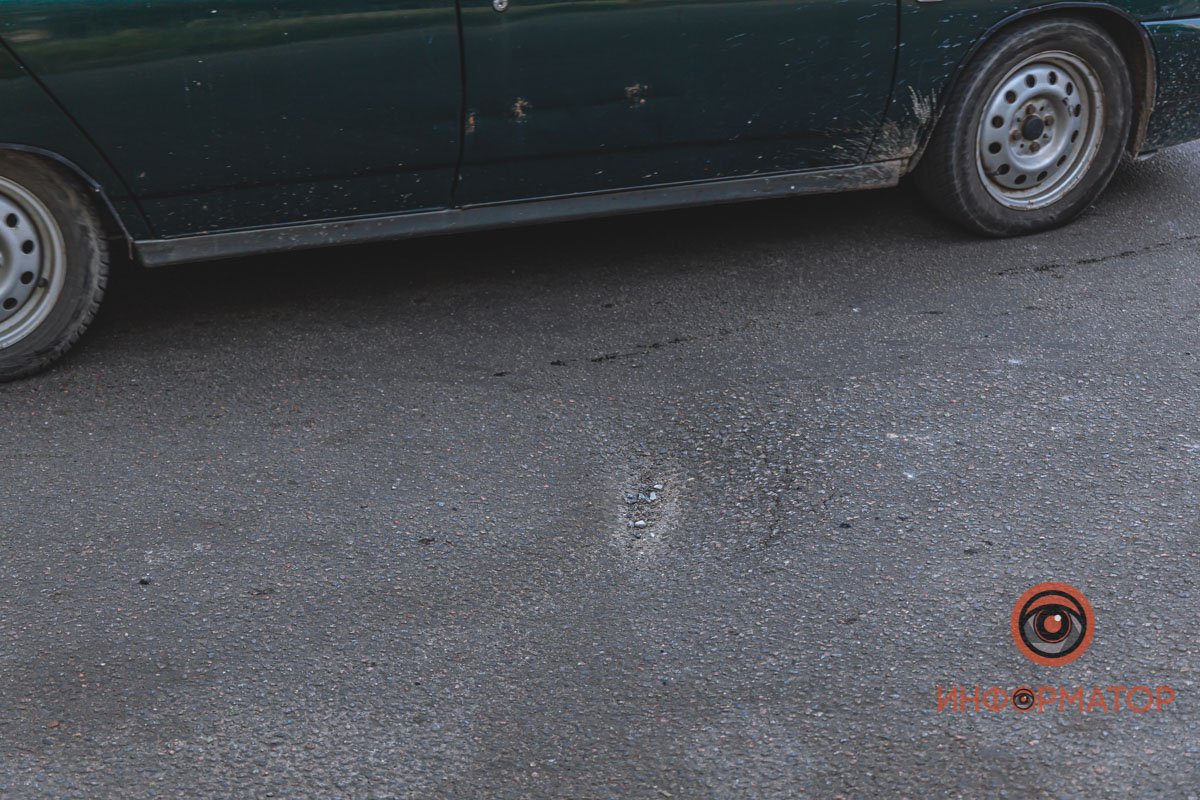 Начинает проседать асфальт