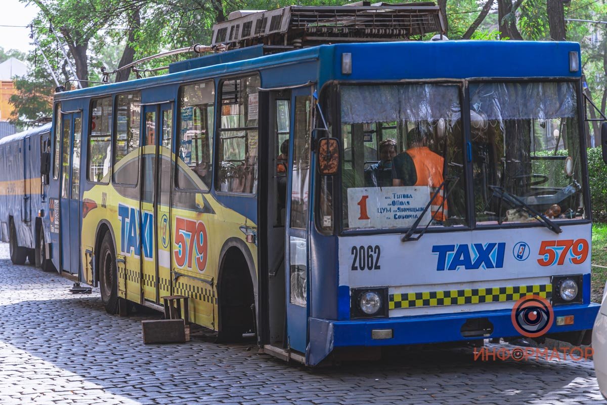 О том, были ли пассажиры внутри салона на момент аварии, информации пока нет