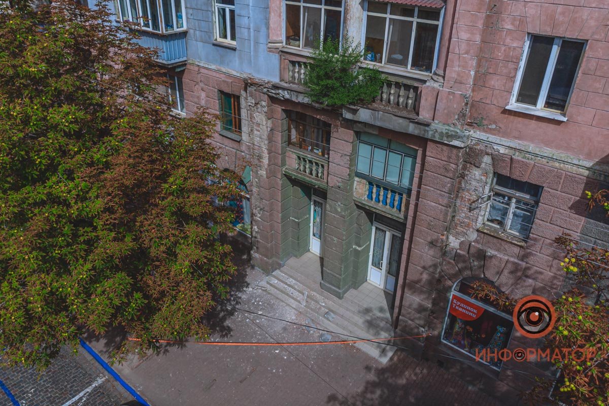 Проблемную зону оградили сигнальными лентами