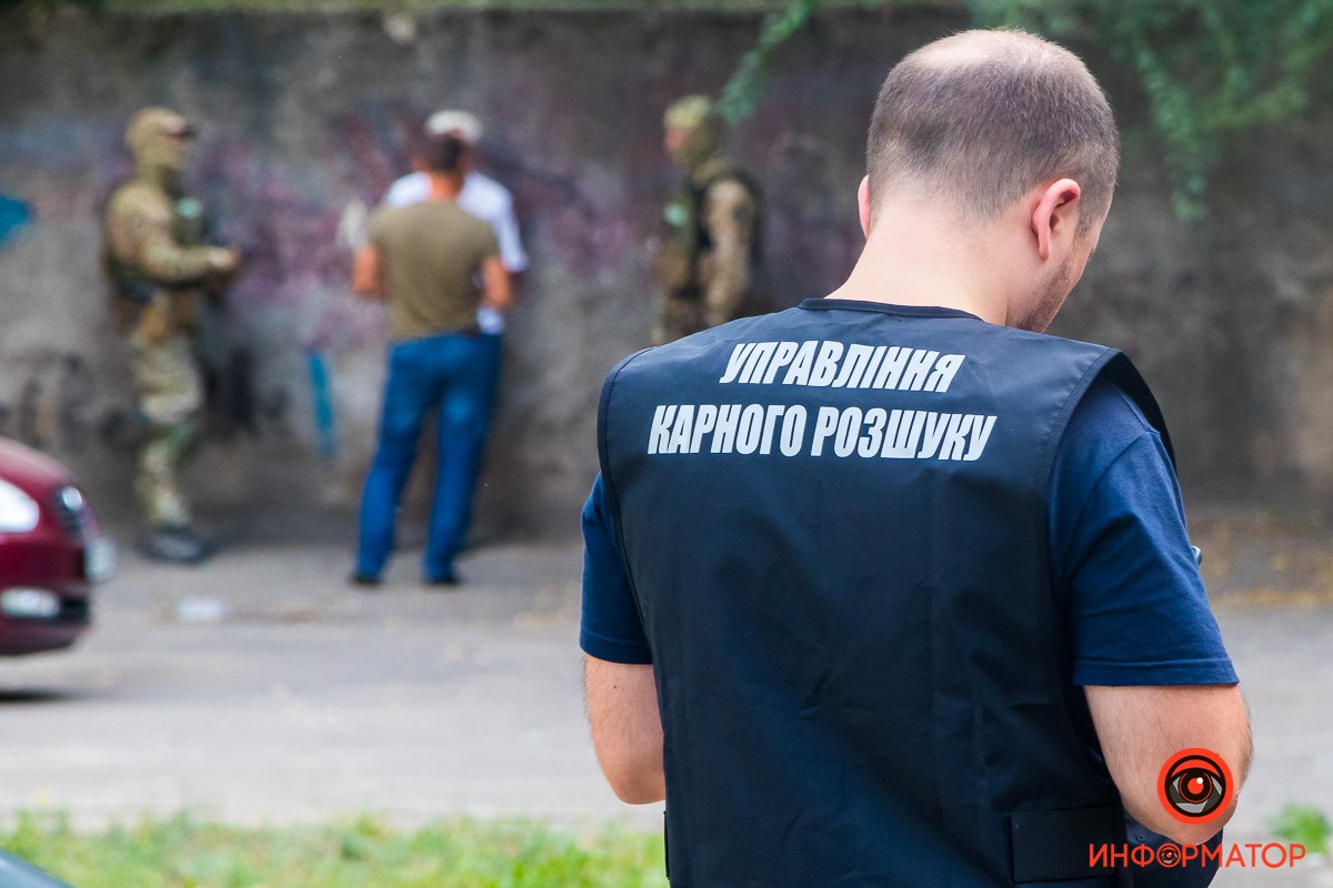 В Днепре на Красном Камне сотрудники КОРД провели задержание 7