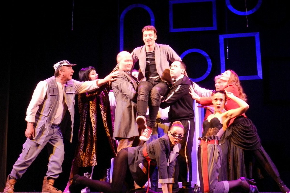 REVIZOR