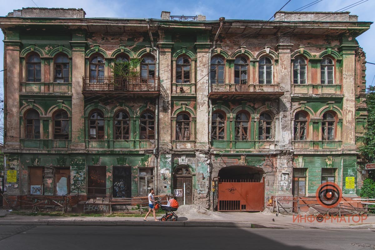 Чтобы не пасмурным было бы завтра,