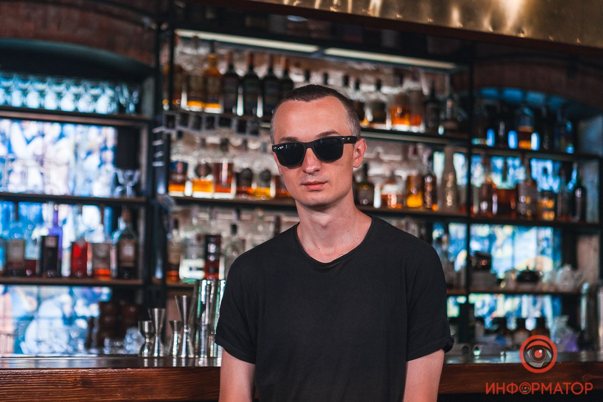 Про украинизацию, зевак и шаурму на Европейской: интервью с электронным музыкантом Евгением Гордеевым 1