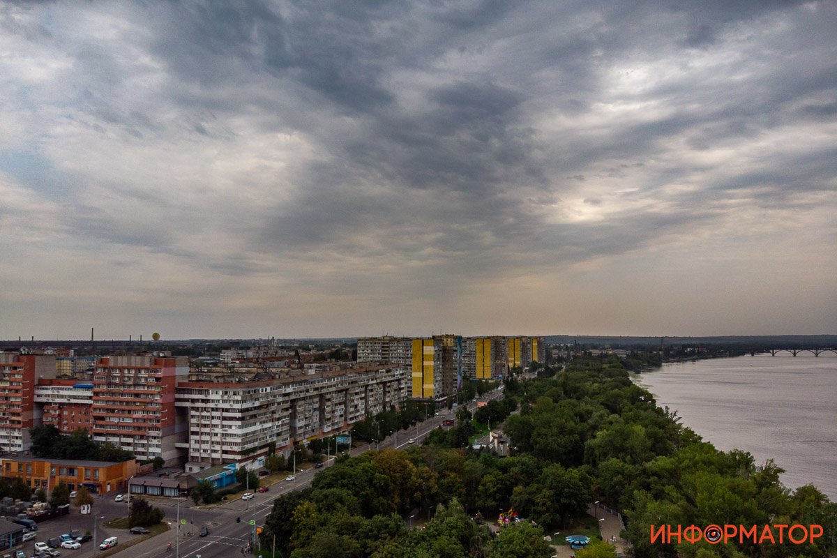 Высоко сижу, далеко гляжу Высоко сижу, далеко гляжу