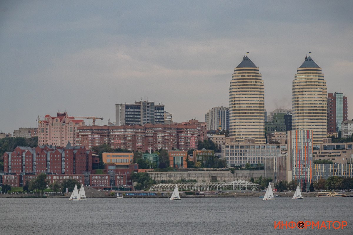 Могучая река и удивительный город Могучая река и удивительный город