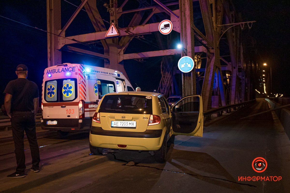 В машине было 5 человек В машине было 5 человек