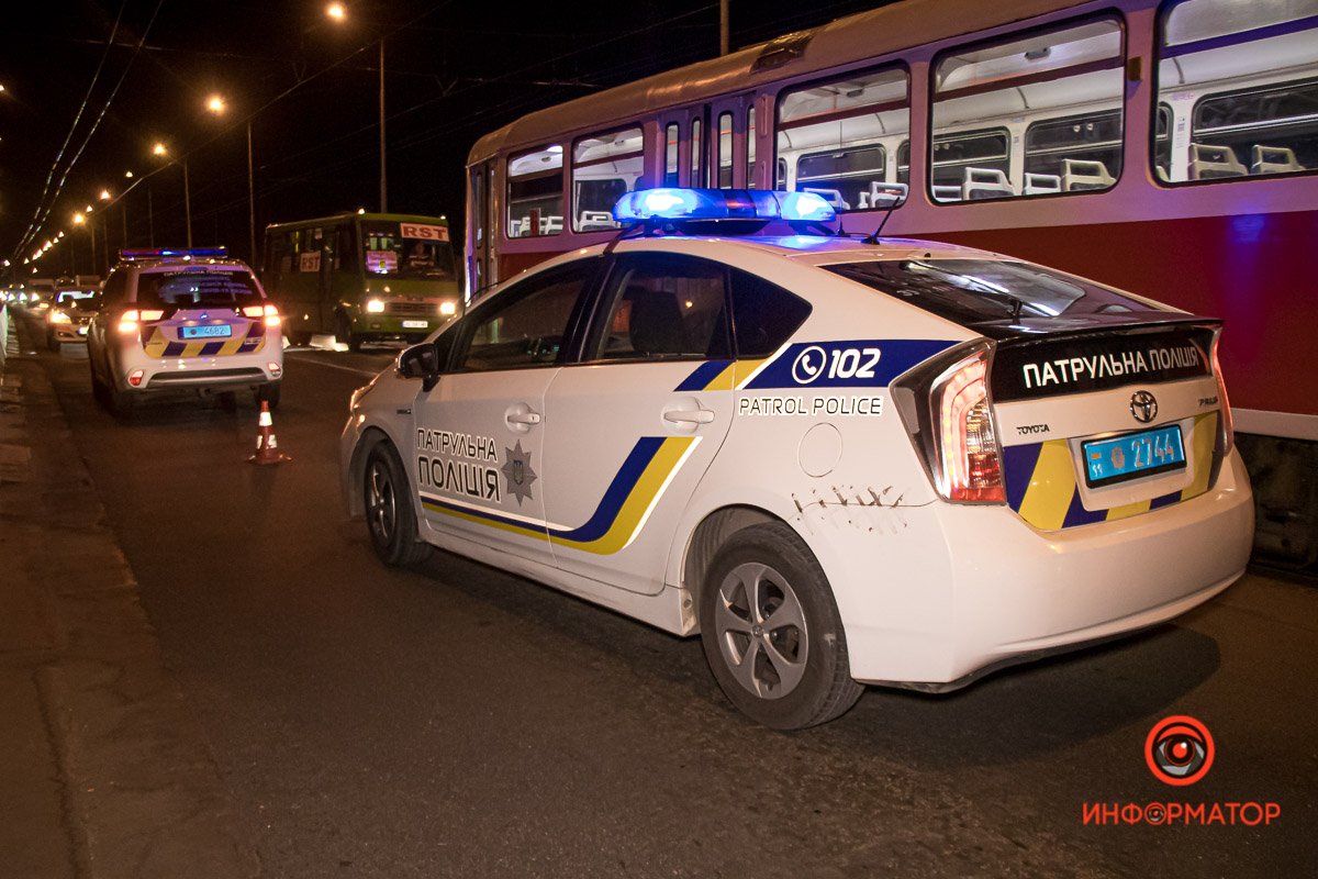 На месте работает полиция На месте работает полиция